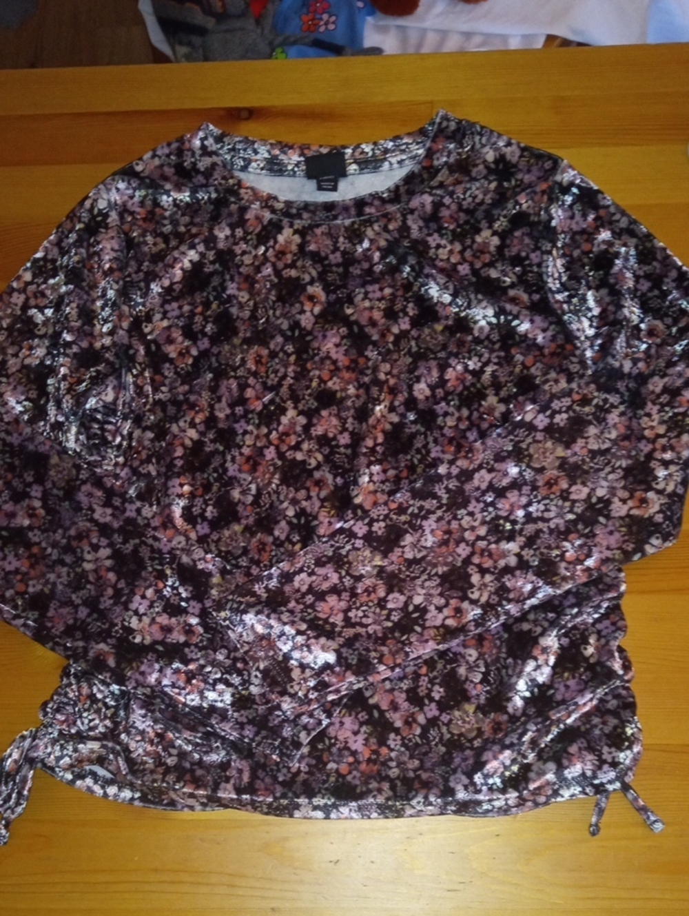 Velvet Floral Velvet Long-Sleeve Top